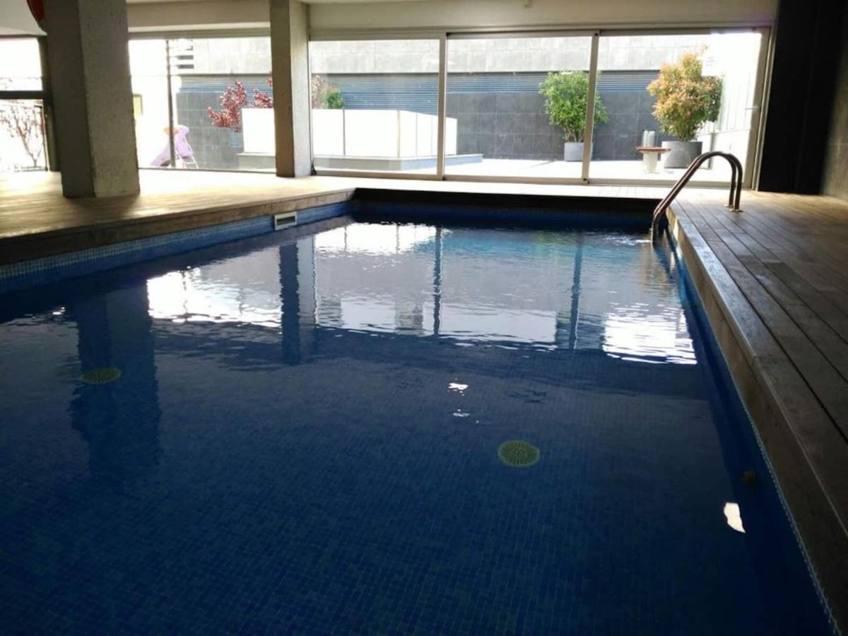 Stylish Flat, 2 Bathrooms And Swimming Pool, Next To The Beach! Sant Adrià de Besòs Exterior foto