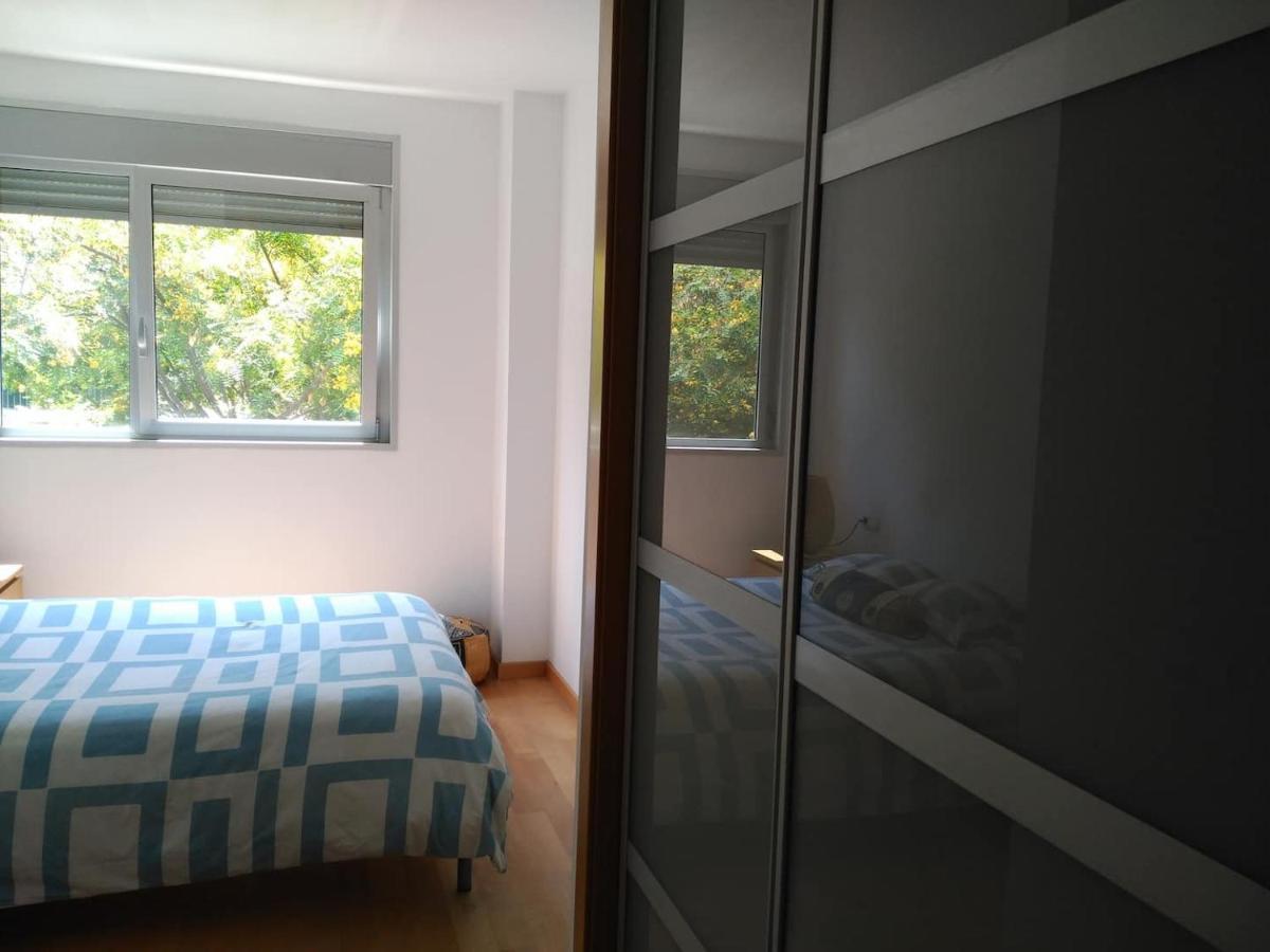 Stylish Flat, 2 Bathrooms And Swimming Pool, Next To The Beach! Sant Adrià de Besòs Exterior foto