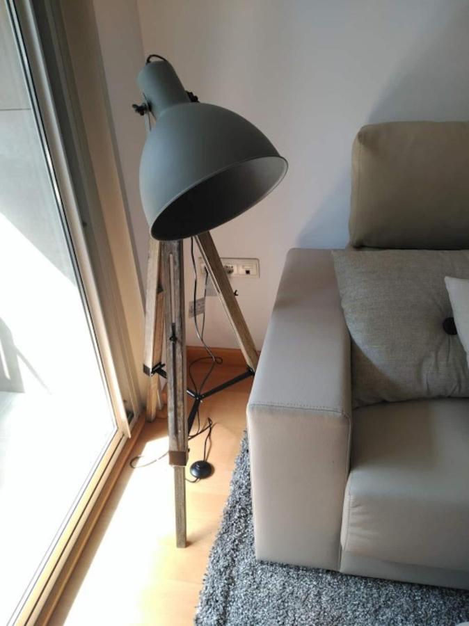 Stylish Flat, 2 Bathrooms And Swimming Pool, Next To The Beach! Sant Adrià de Besòs Exterior foto