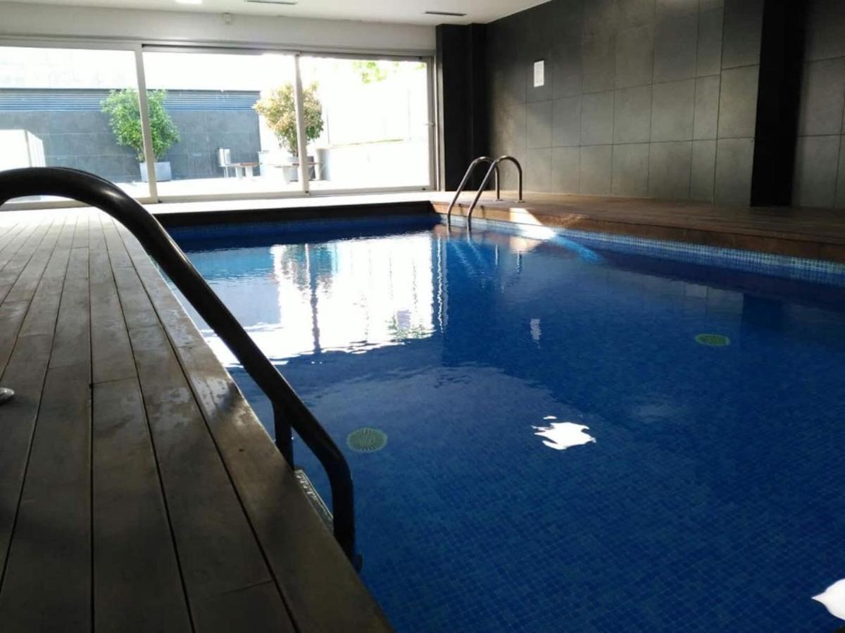Stylish Flat, 2 Bathrooms And Swimming Pool, Next To The Beach! Sant Adrià de Besòs Exterior foto